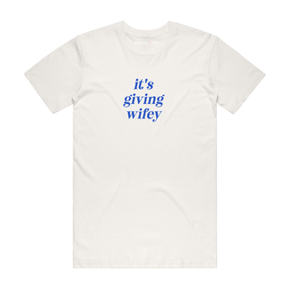 It's Giving Wifey (blue) - Bridal T-Shirt - Natural