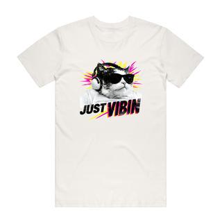 Just Vibin (Cat) - Music T-Shirt - Natural
