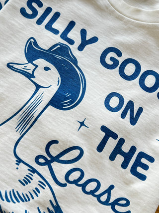 silly-goose-on-the-loose-cowboy-hat-tshirt-detail
